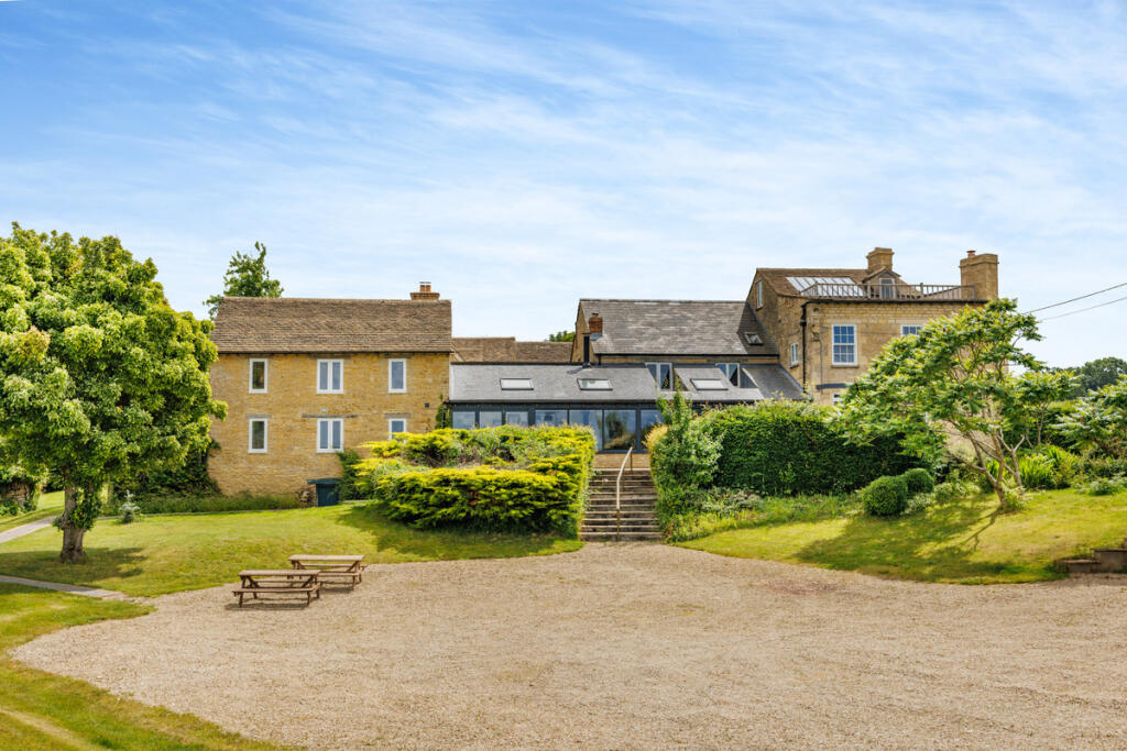 Main image of property: Chilson Hill, Oxfordshire, OX7
