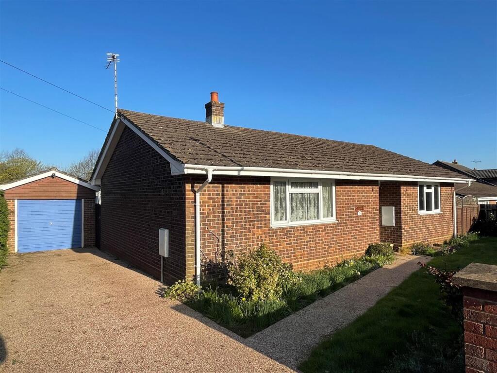 Main image of property: Sandy Lane, Shanklin