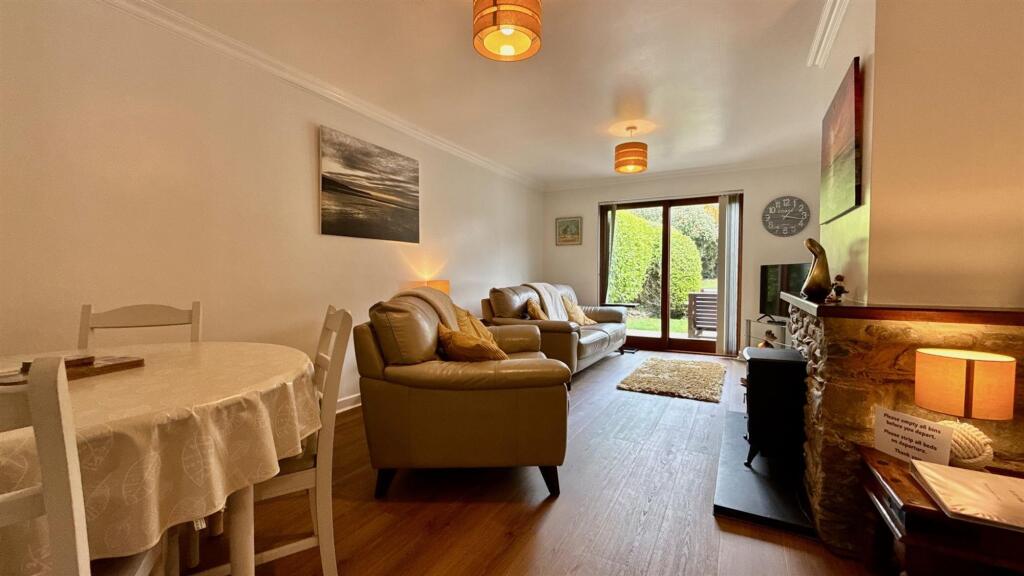 24, Glan Ysgethin, Talybont, LL43 photo 4