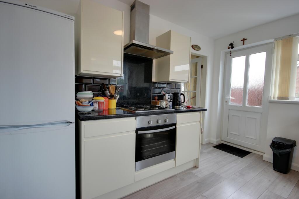 House in Hull - More