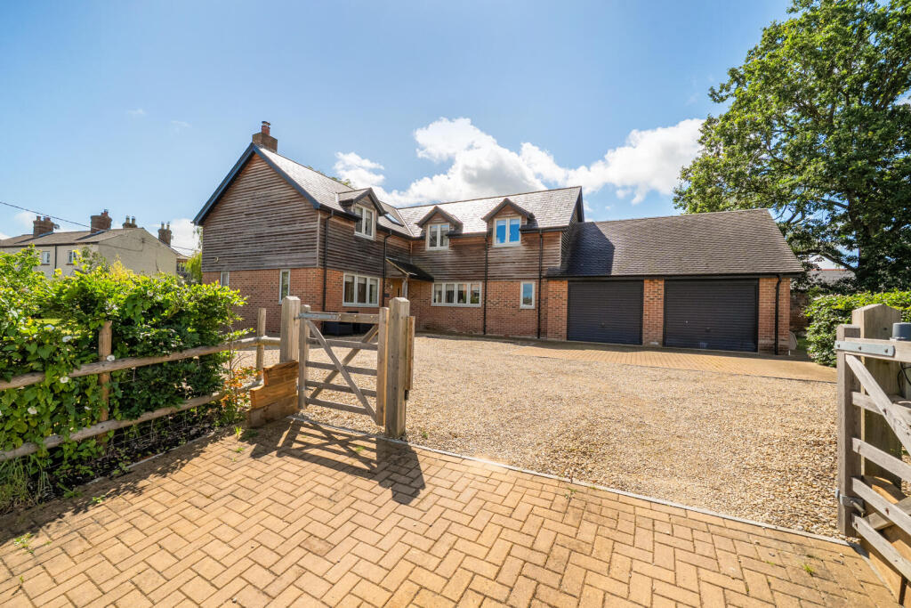 Main image of property: Malt House Court, Rowde