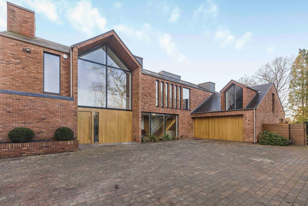 Main image of property: Harrop Road, Hale, WA15