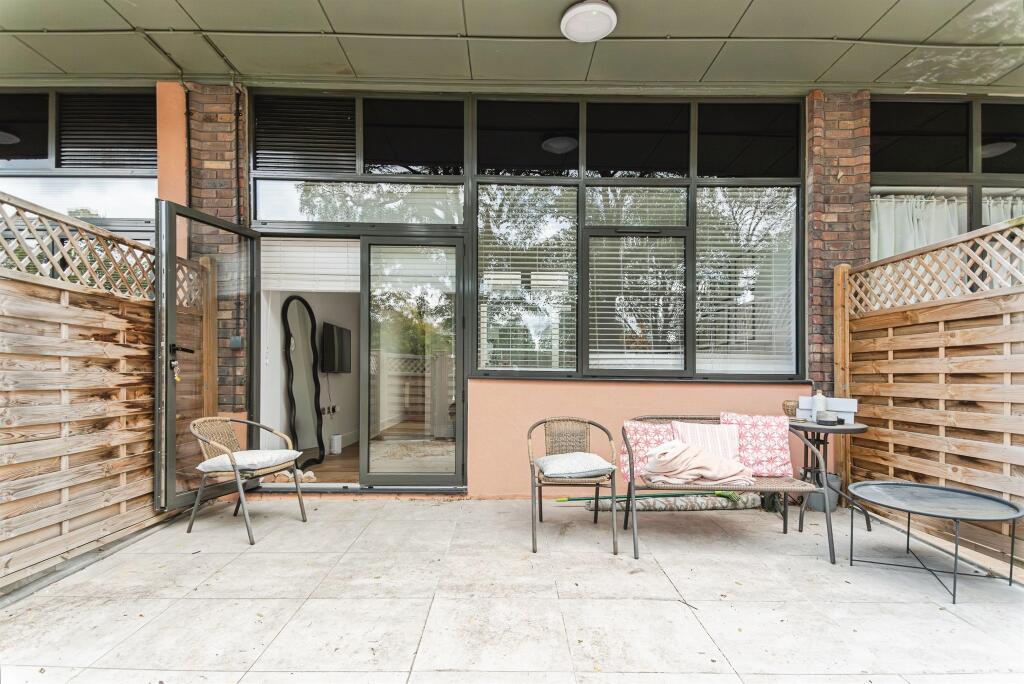 Main image of property: Castle Street, Salisbury