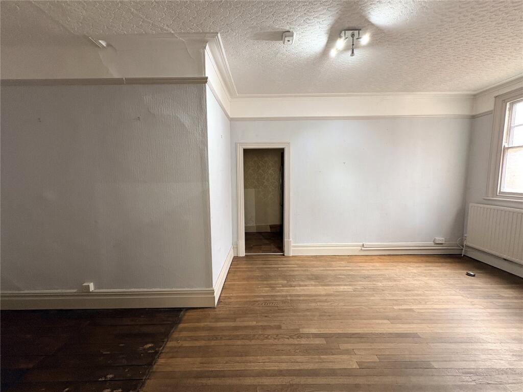 The Park, Newark, Notts, NG24 - View 4