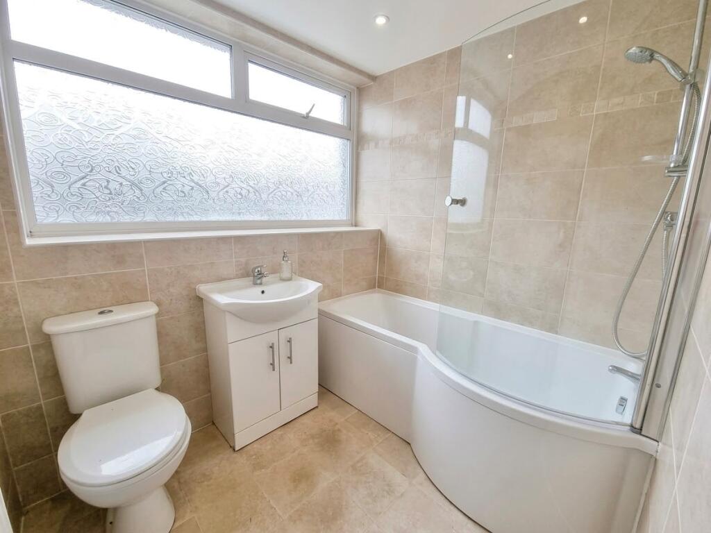 Bosworth Drive, Birmingham. B37 5ES photo 3
