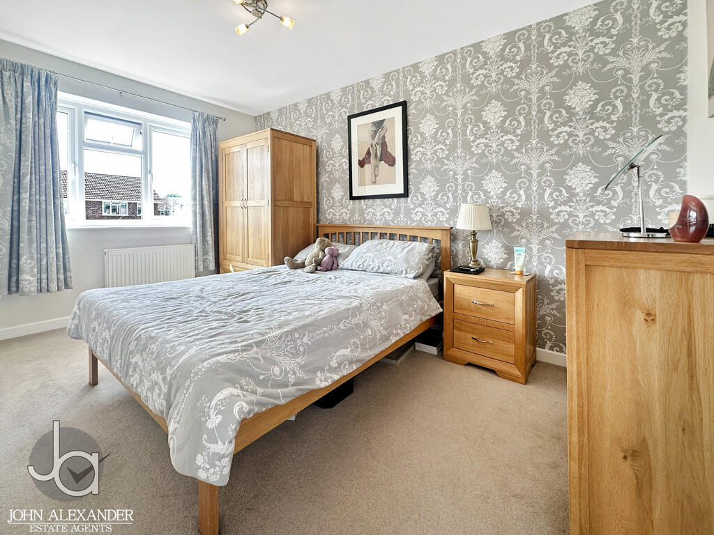 Bale Close, Stanway  photo 5