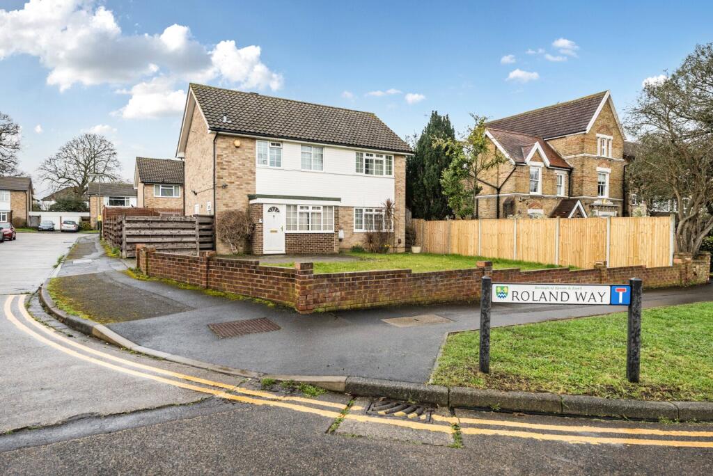 Main image of property: The Avenue, Worcester Park, KT4