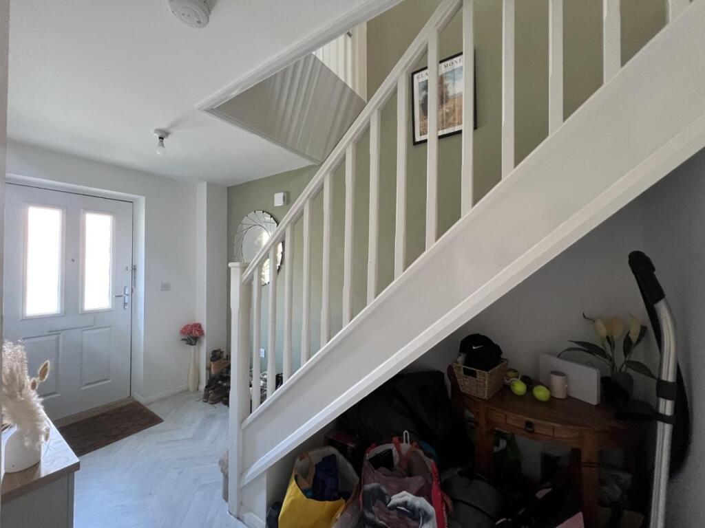 House in Stroud, Cam - View 4