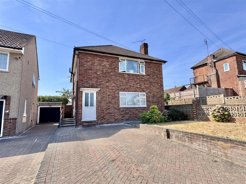Main image of property: Colyers Lane, Erith