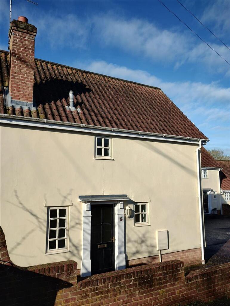 Main image of property: 5 Feltham View, Halesworth