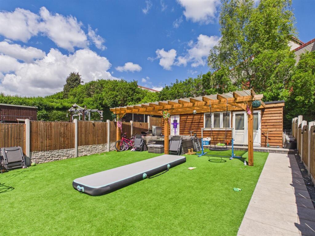 House in Nottingham, Gedling - View 5