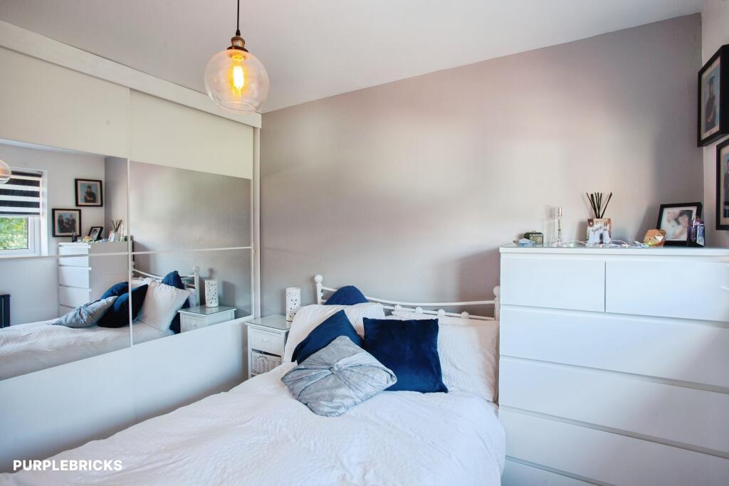 House in Rotherham, South Yorkshire - View 3