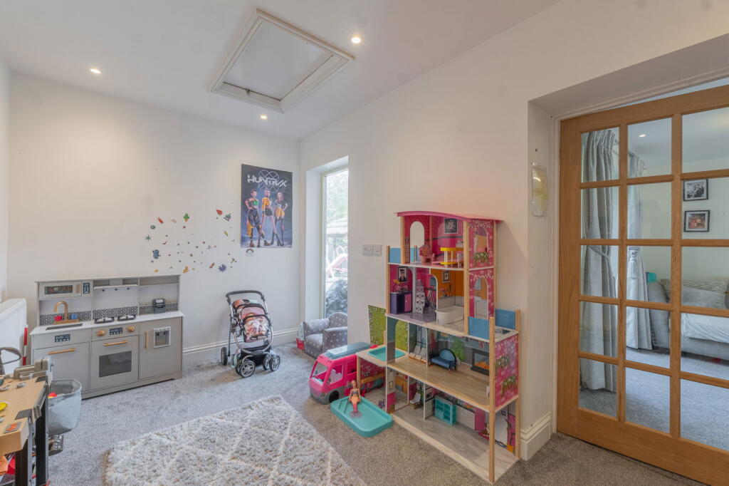 Additional image 18 of Edgewood House, Enfield Road, Hunt End, Redditch, B97 5NH