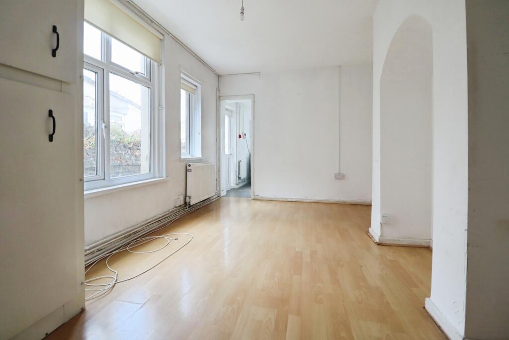 House in Cardiff - View 4