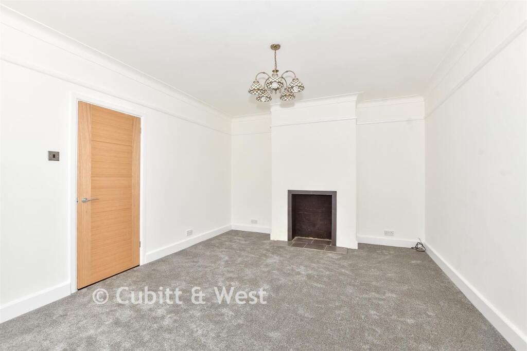 House in Portsmouth, Hilsea - View 3