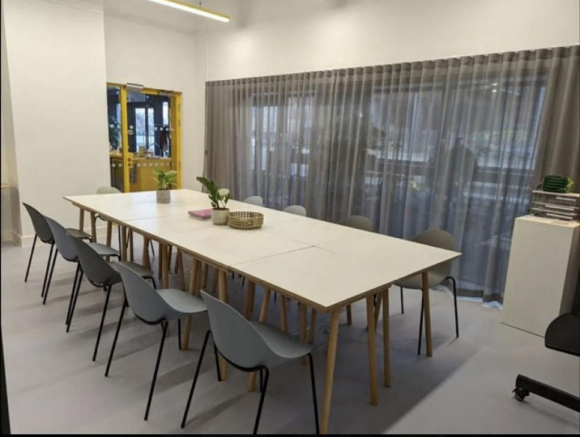 Meeting room 2.png