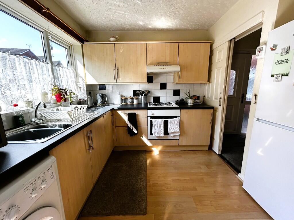 Walsall Road, Wednesbury, West Midlands, WS10 - View 5