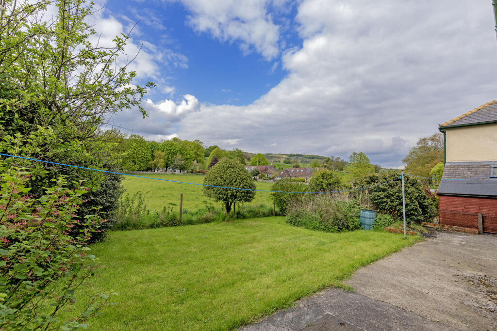 Butts Road, Great Longstone photo 4