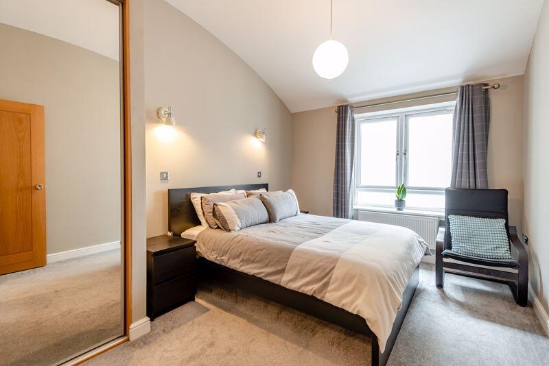 Apartment in Guildford - View 3
