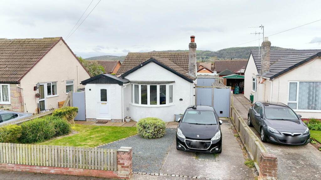 Main image of property: Lon Y Llyn, Pensarn, Abergele, LL22