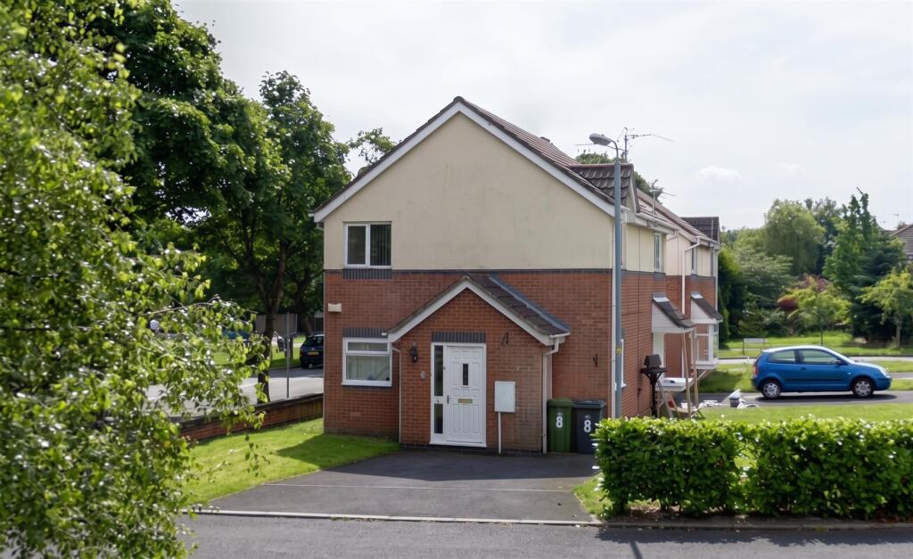 Main image of property: Stanford Close, Radcliffe, Manchester