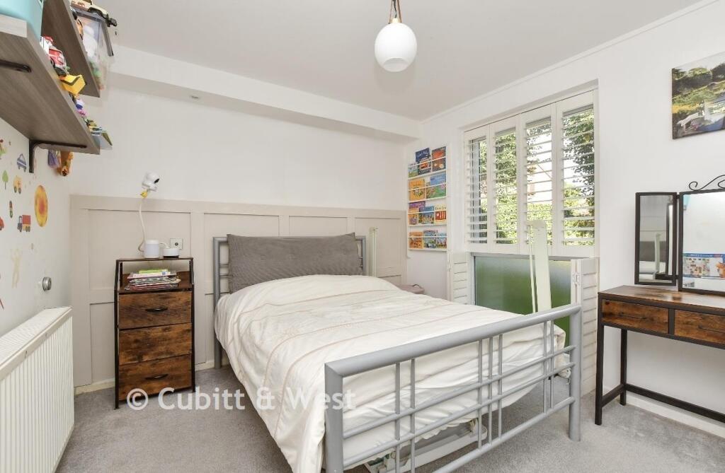 Apartment in London - View 3