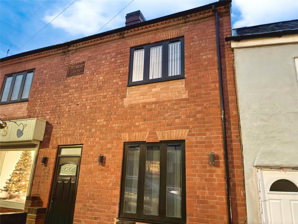 Main image of property: Coleshill Road, Nuneaton, Warwickshire, CV10