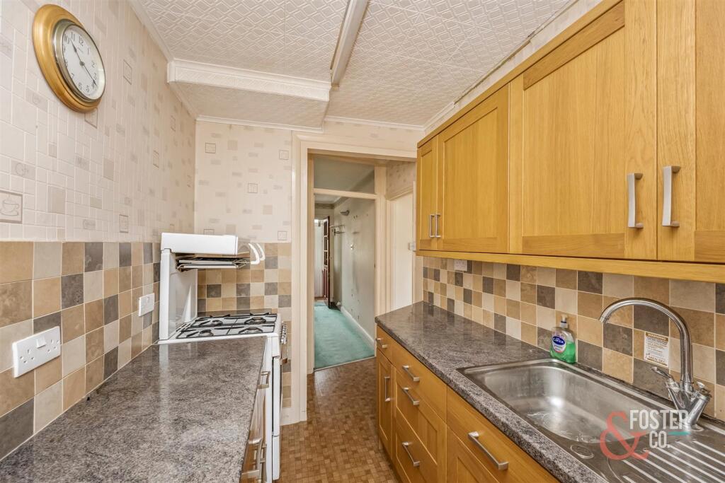 House in Brighton - View 3