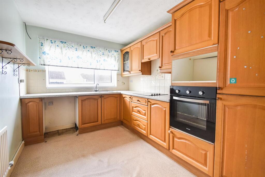 Meadow Close, Maryport photo 3