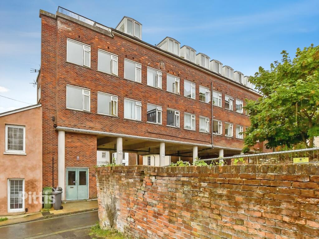 Main image of property: Union Road Ryde PO33