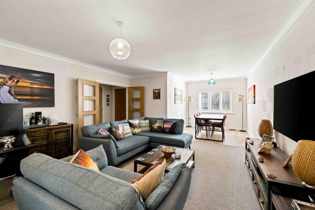 House in Folkestone, Lynwood - View 2