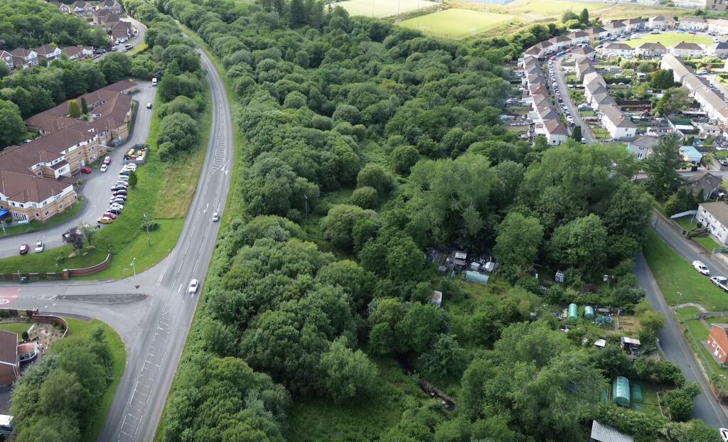 Main image of property: North side of A4093, Tonyrefail, CF39