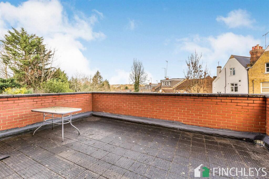 Apartment in London - View 2