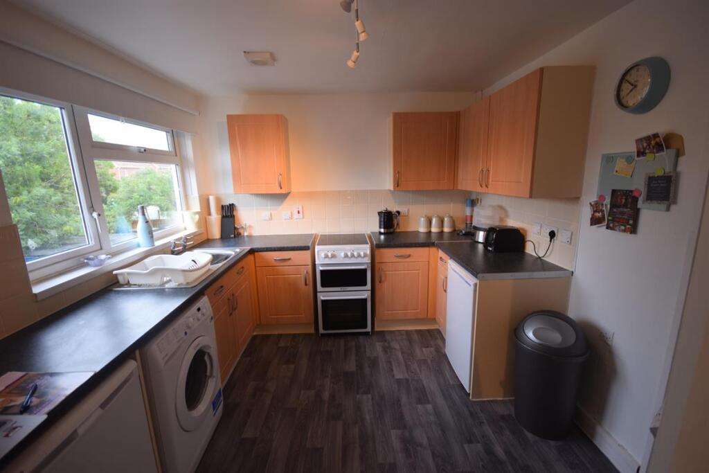 Main image of property: Park Court, Stratford-upon-Avon