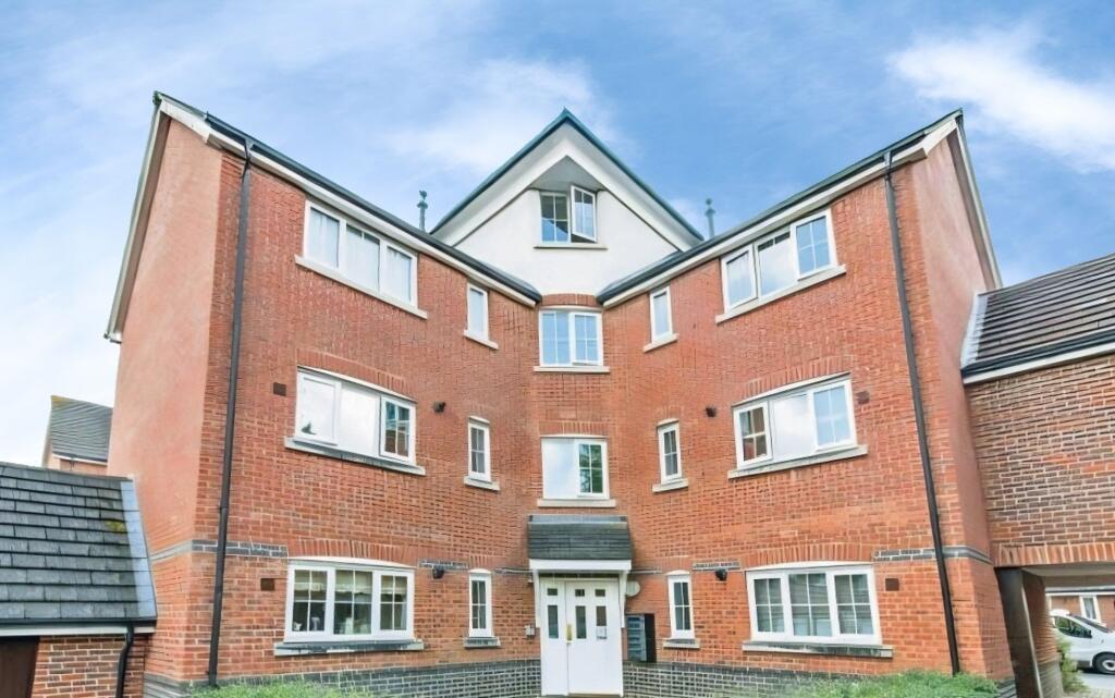 Main image of property: Elvetham Rise, Chineham, RG24