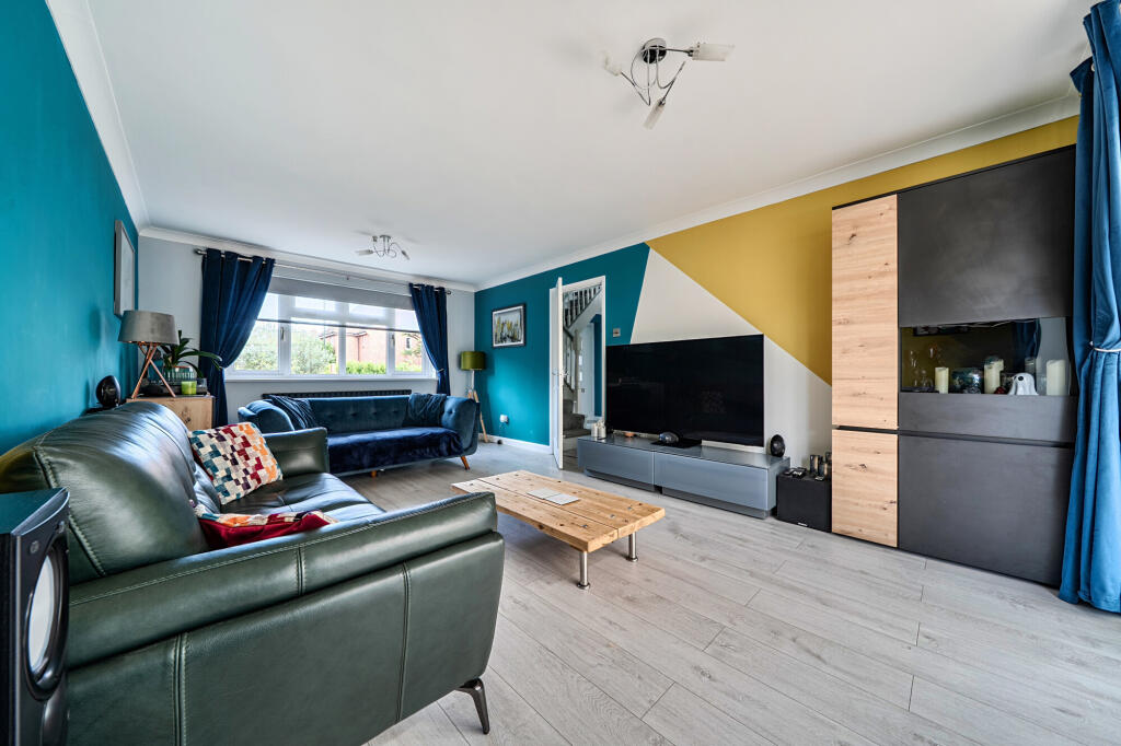 House in Chichester, Tangmere - View 4