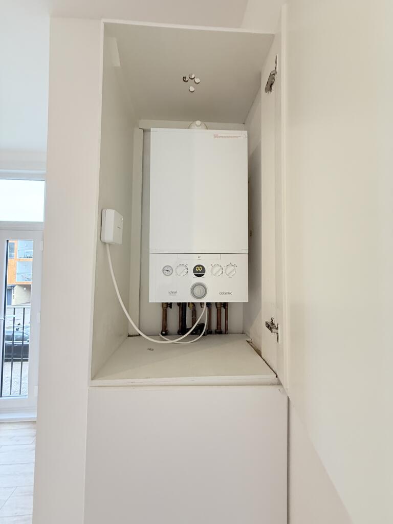 Apartment in London - More