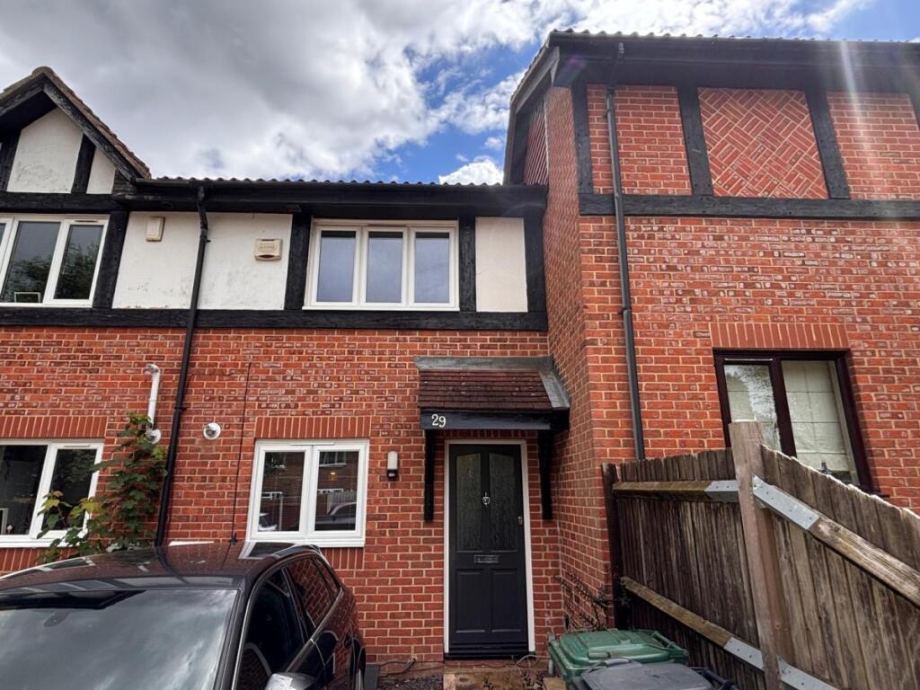 Main image of property: Cavendish Road, Redhill