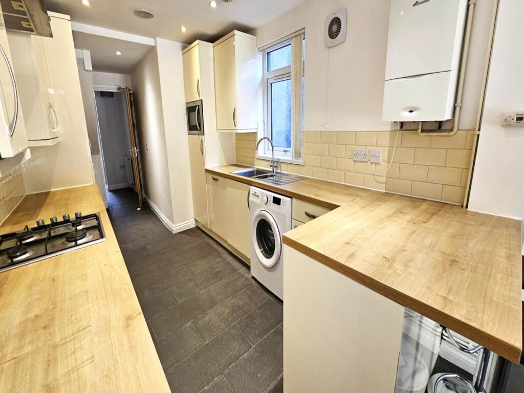 House in Cardiff - View 4