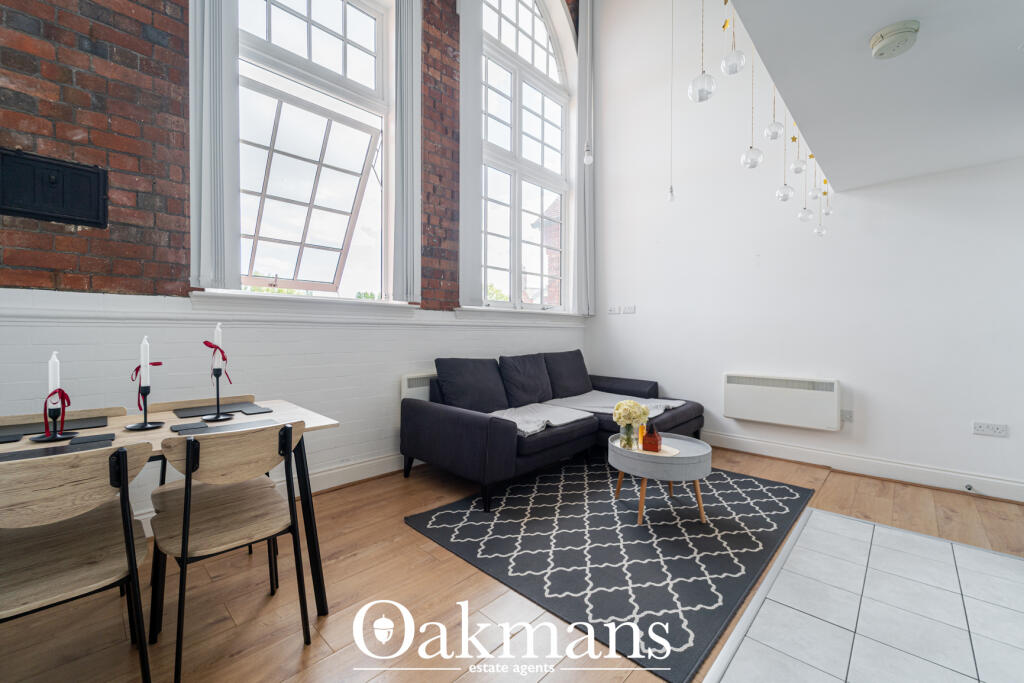 Apartment in Sandwell, West Midlands - View 3