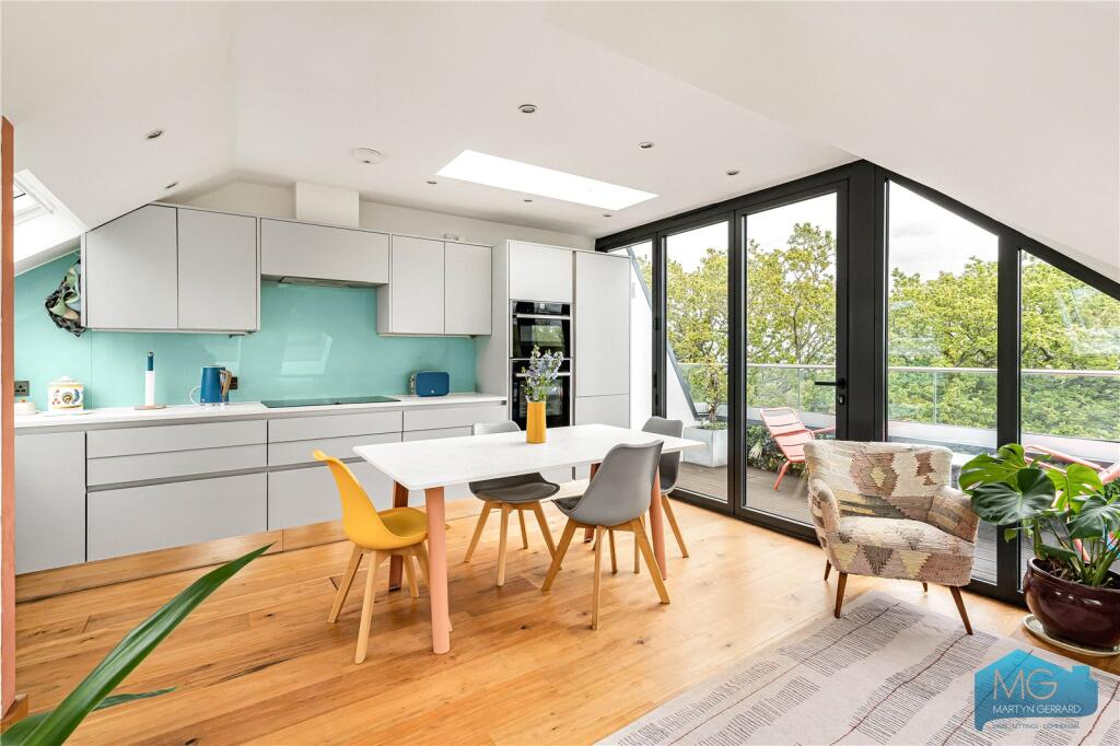 Main image of property: Connaught Gardens, London, N10