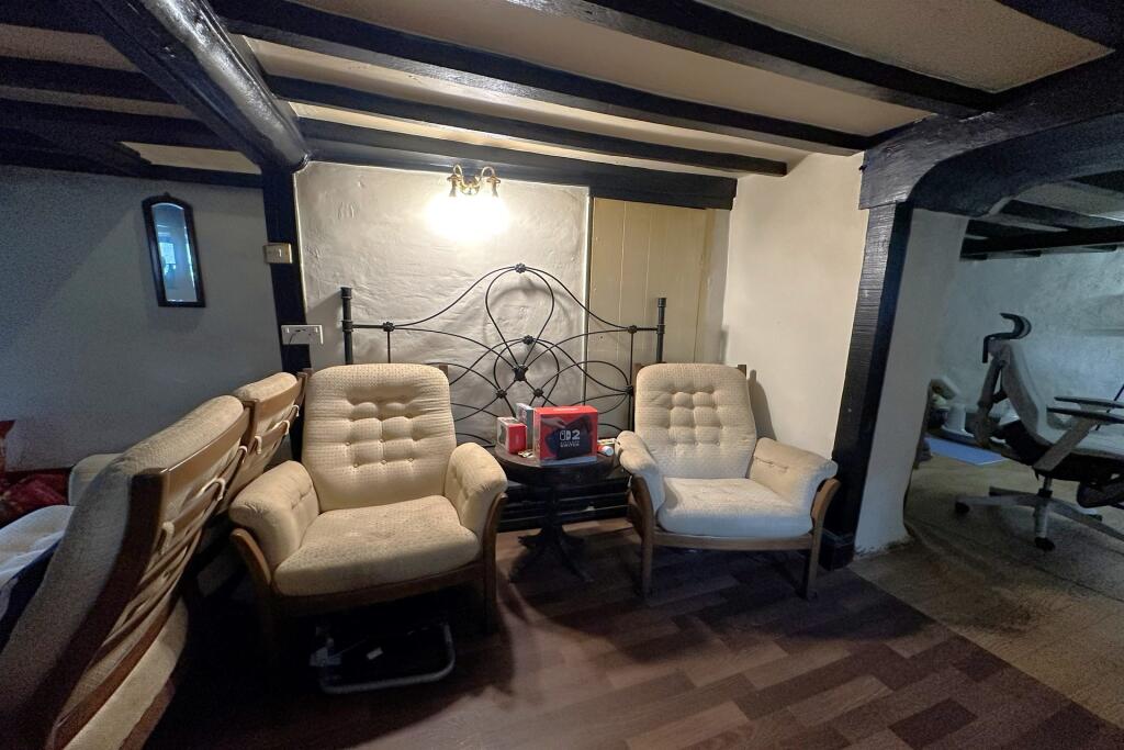 Verwood photo 5