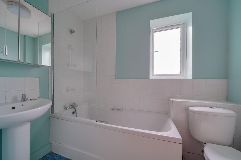 Welland Close, St. Ives, PE27 - View 3