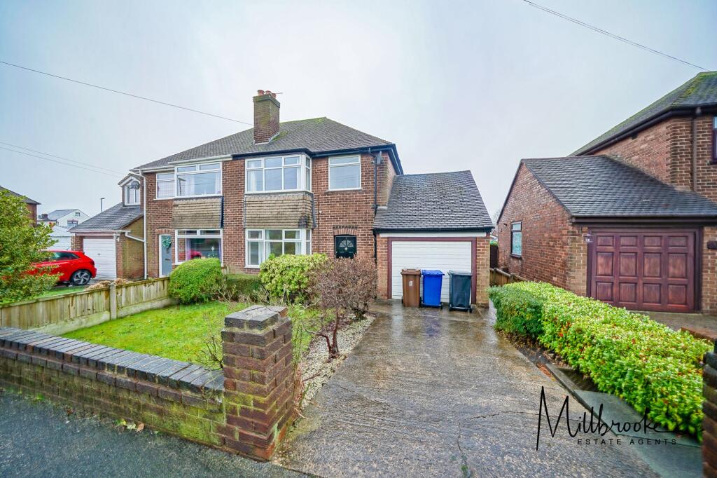 Main image of property: Parkfield Drive, Tyldesley, M29
