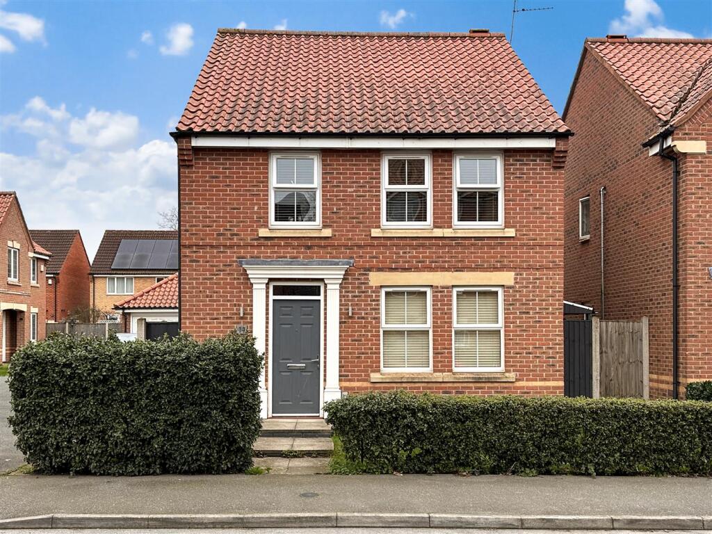 Main image of property: Goldstraw Lane, Fernwood, Newark