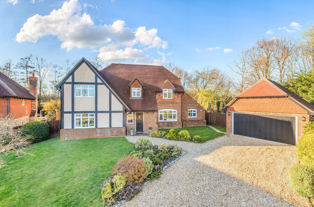 Redlands Place, Wokingham, Berkshire, RG41, Berkshire
