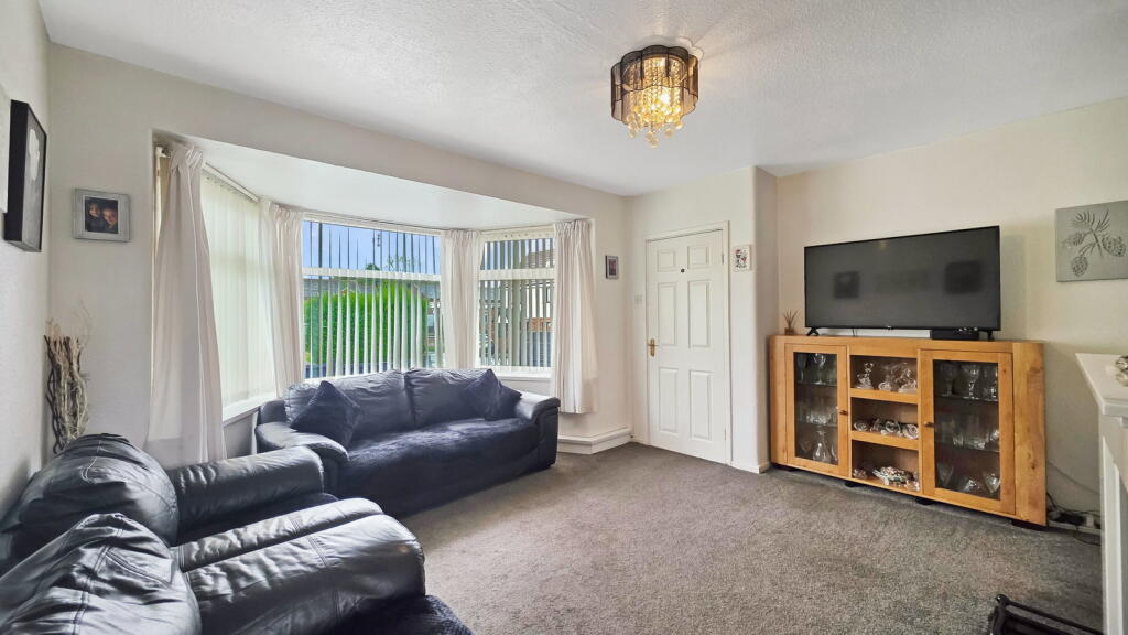 House in Salford, Greater Manchester - View 5