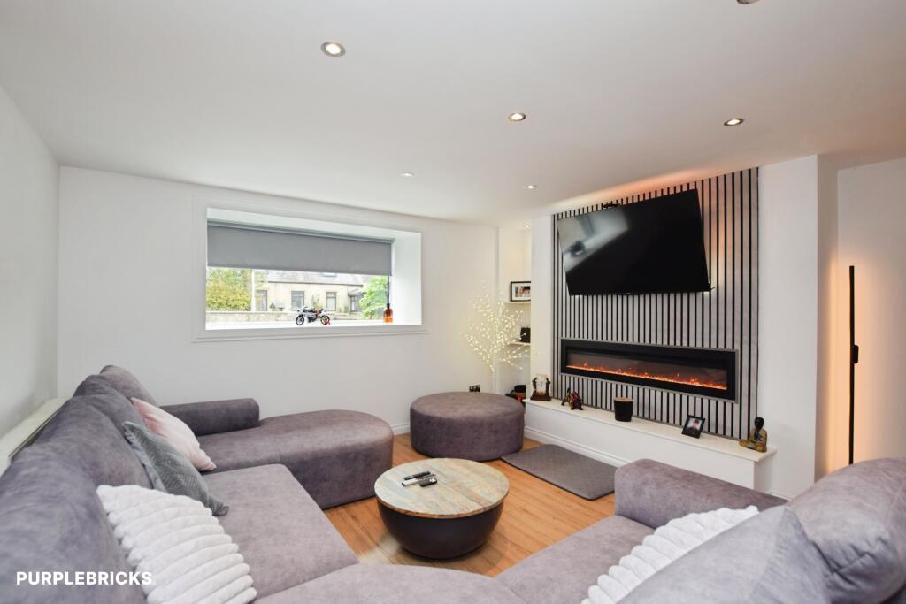 House in Aberdeen - More