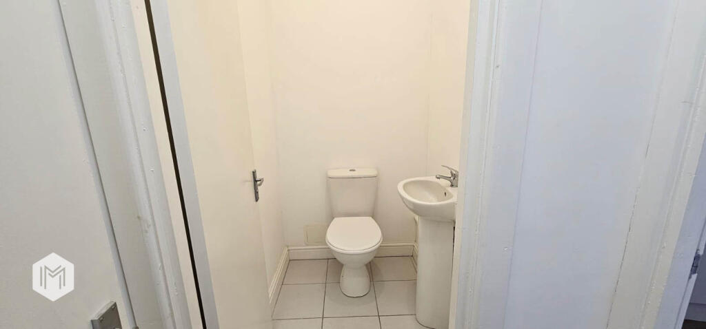 Additional image 37 of Colne Road, Burnley, BB10 1DU