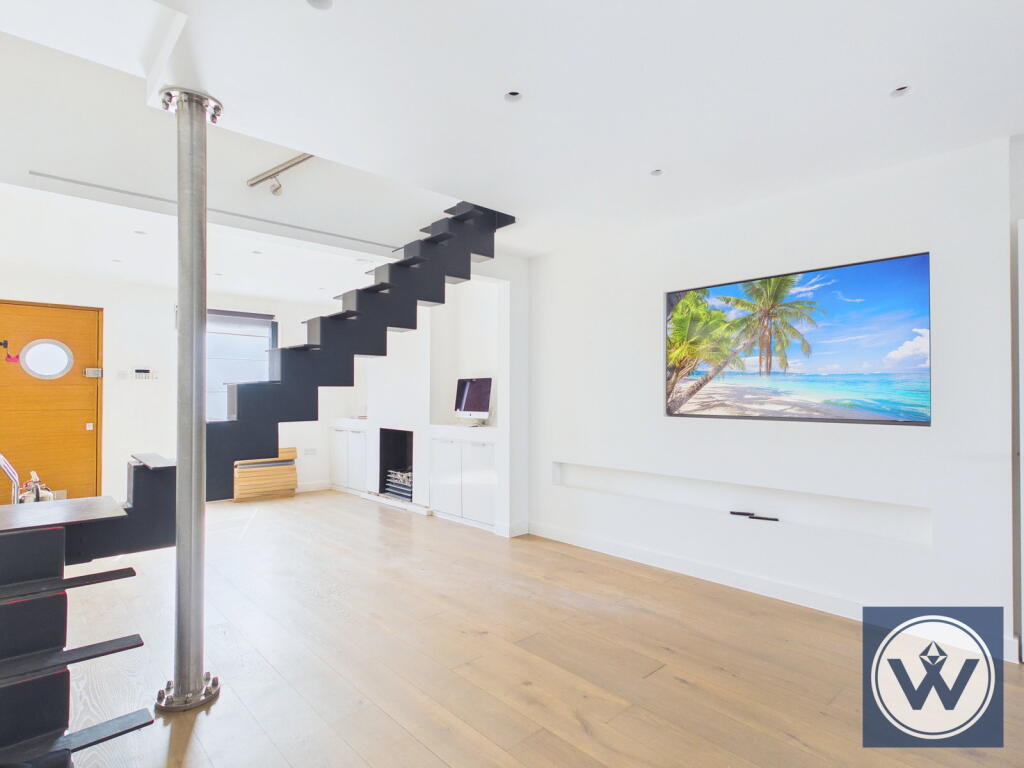 House in Southall - More